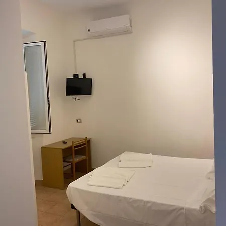 Hotel Nuovo Metropol Albissola Marina Buitenkant foto
