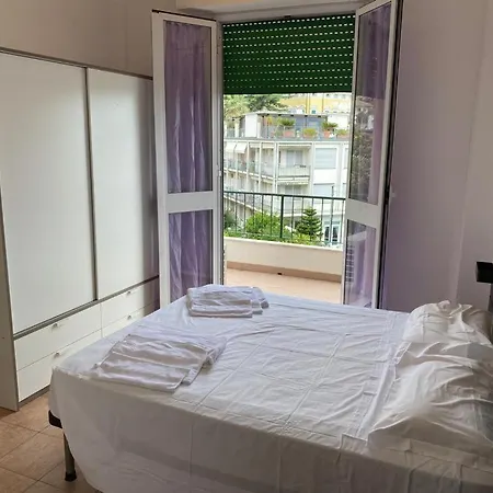 Hotel Nuovo Metropol Albissola Marina Buitenkant foto